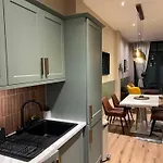 Penzion Private In Stunning Shared Newly Refurbished Dublin
