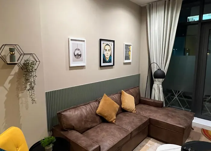 بيت ضيافة Private In Stunning Shared Newly Refurbished