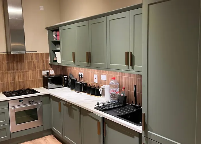 Private In Stunning Shared Newly Refurbished